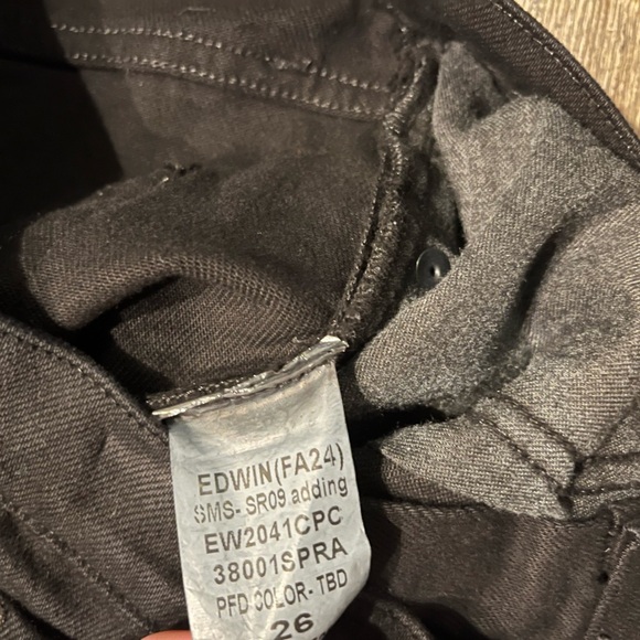 Edwin NWT Marli Wide Leg Ankle in Black Size 26 - Picture 6 of 8